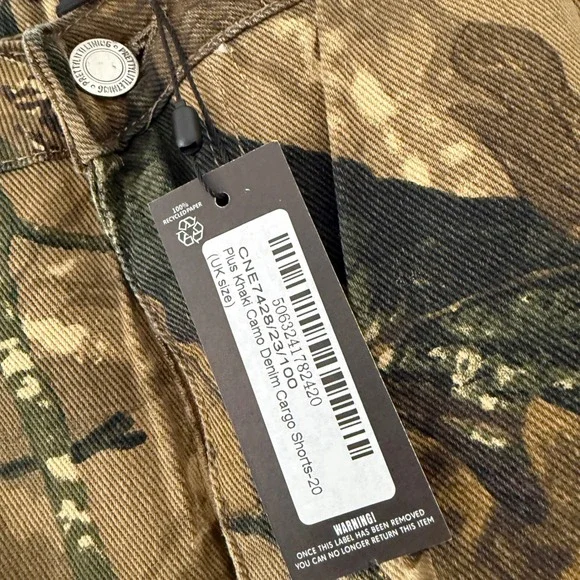 NWT PrettyLittleThing Camo Print Denim Cargo Shorts 16 Jorts Baggy Y2K Plus Size - Picture 5 of 12